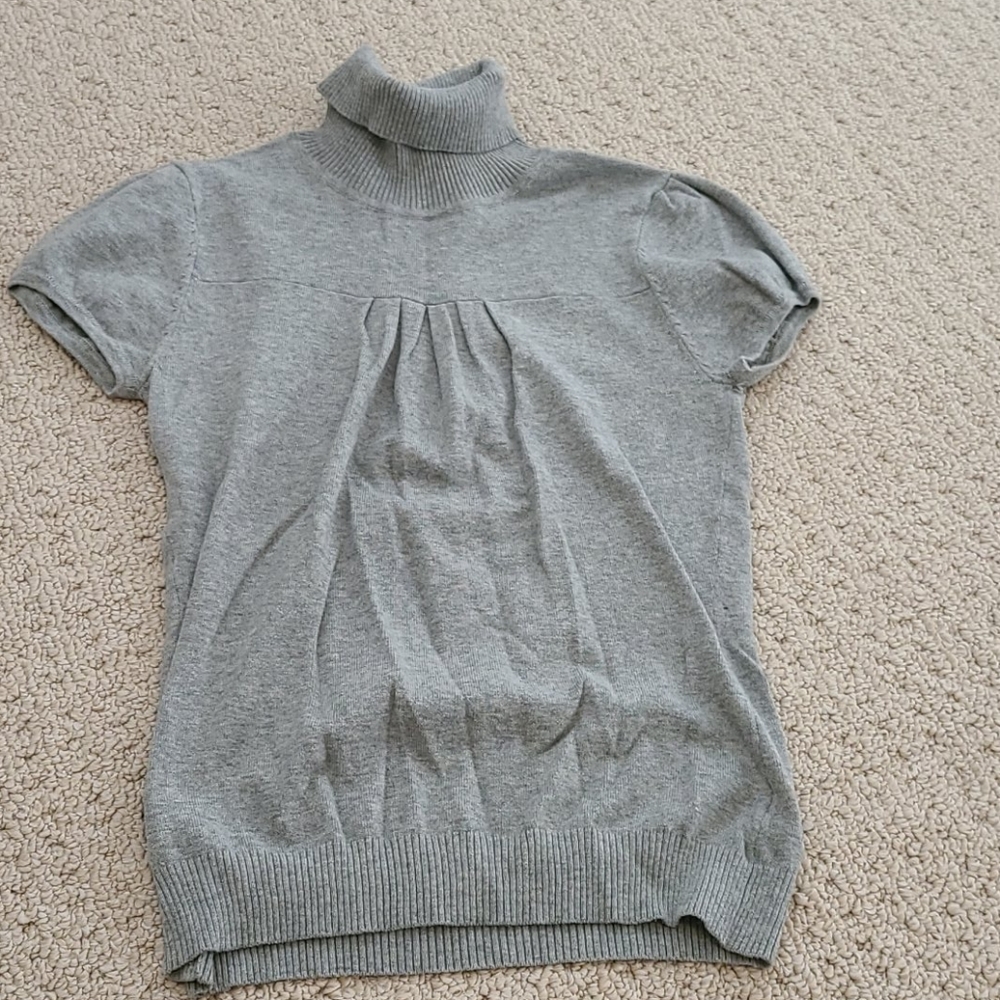 H&M grey turtleneck sweater short sleeve size 8 xs